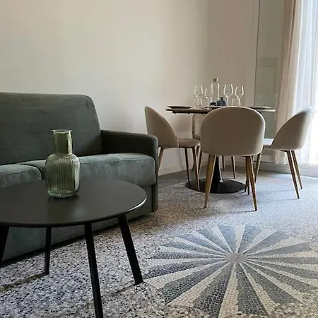 Le Cosy De La Cite Foulc * Nîmes